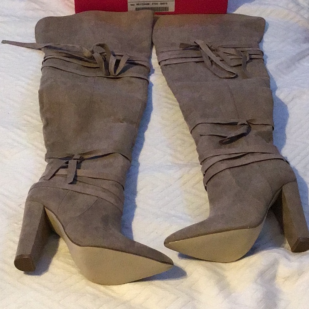 Shoe Dazzle taupe Reese thigh hi boots Sz 7.5 NIB